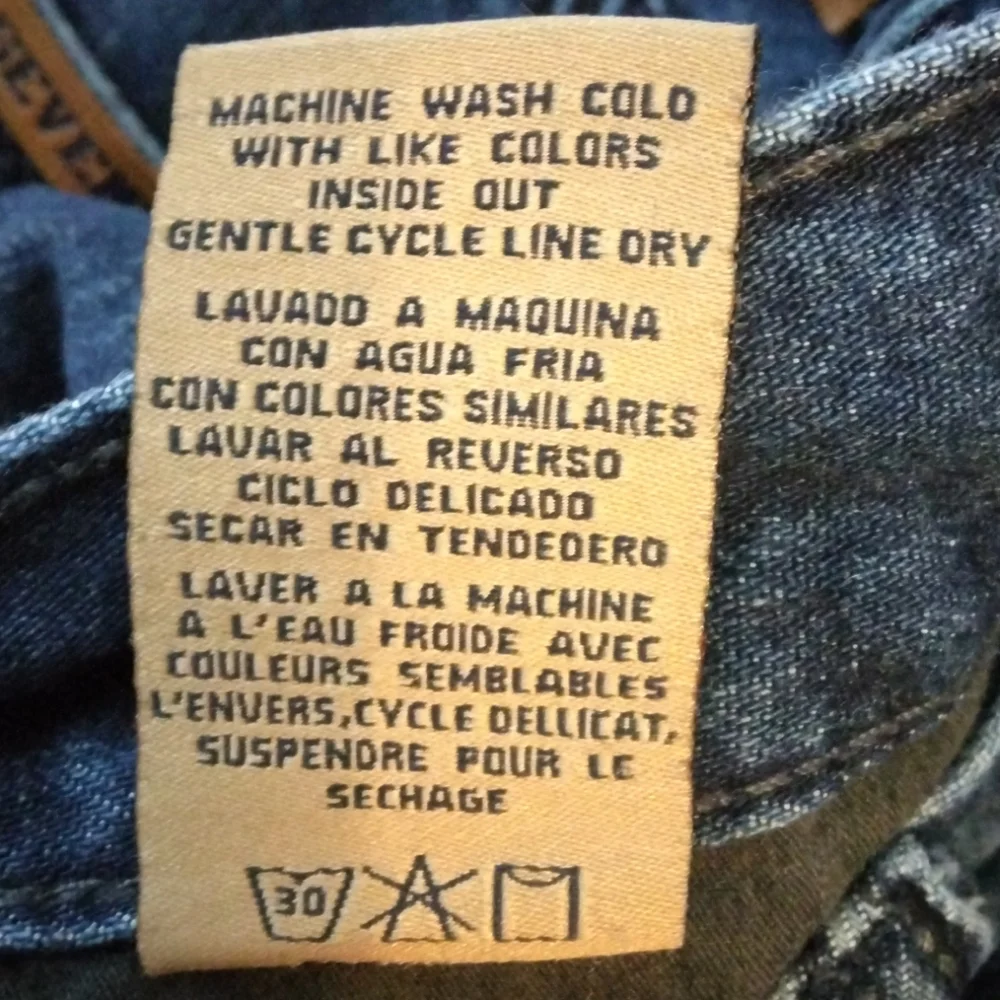 - - Seven dark denim bermuda jean shorts sz 12